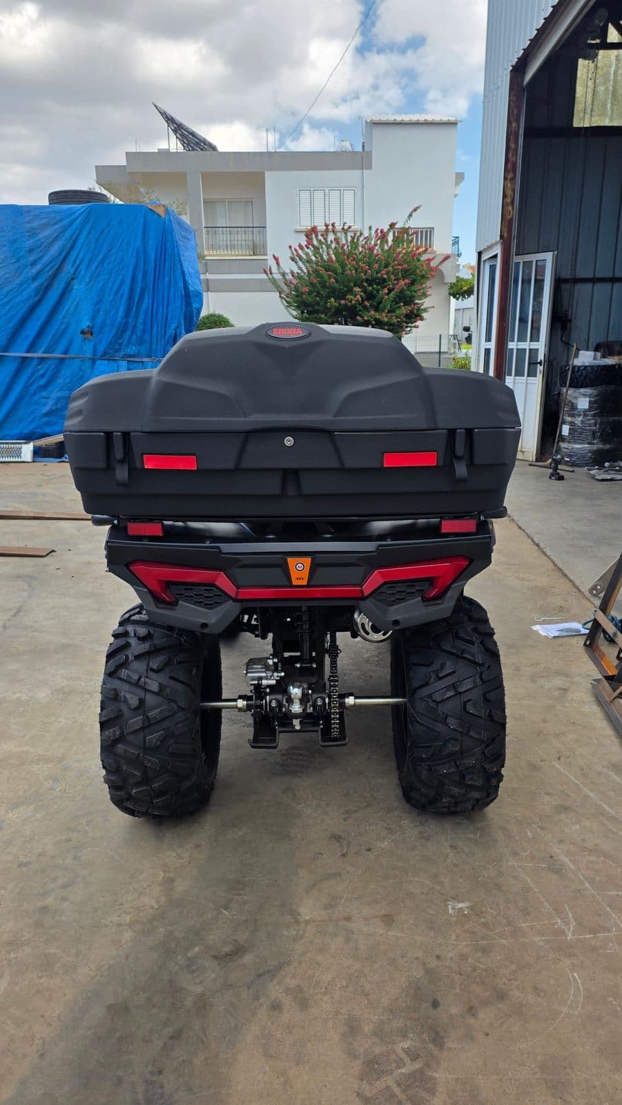 Arka bagajlı Blade 300